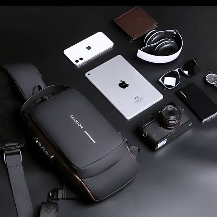 Fashion Anti-Theft Sling Shoulder Travel Bag with USB Charging Port