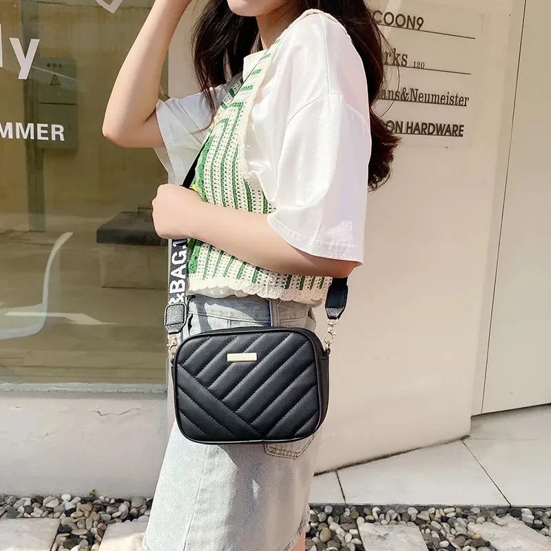 Black Leather Handbag | Stylish Shoulder & Crossbody Girls Bag